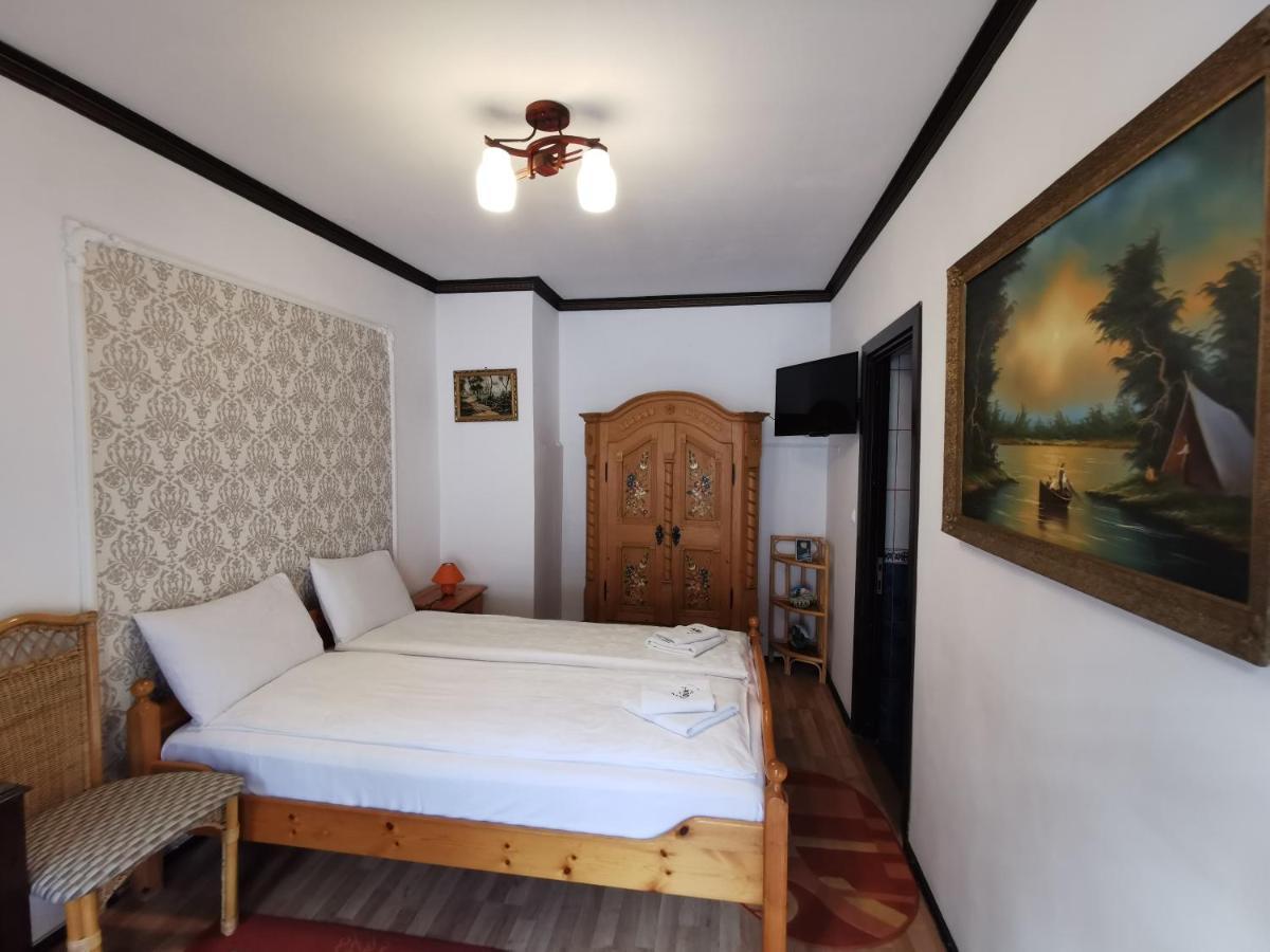 Via Transilvanica Sighisoara Hotell Exteriör bild