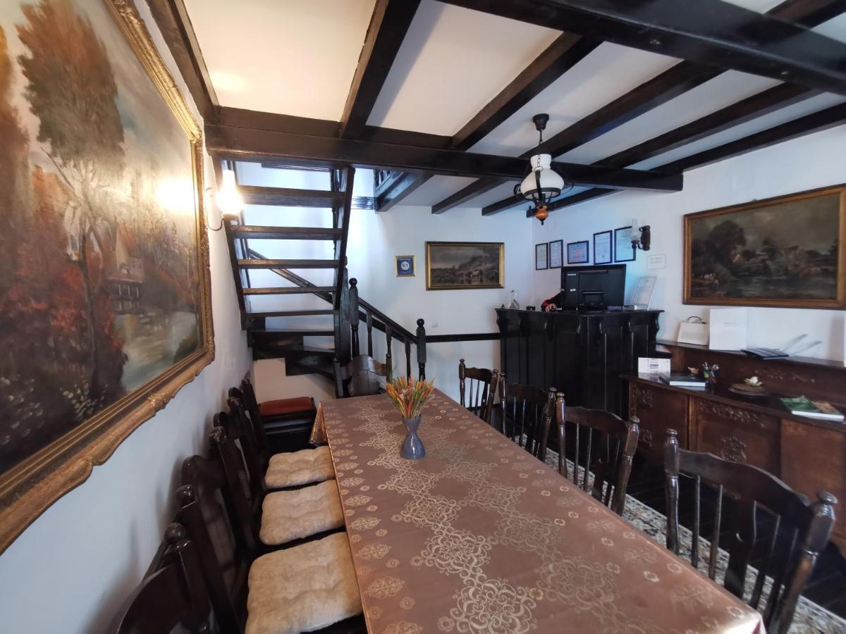 Via Transilvanica Sighisoara Hotell Exteriör bild